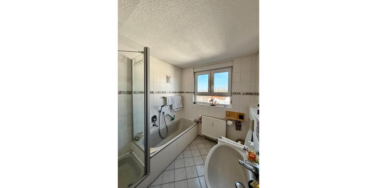 Dachgeschoßwohnung Winnenden - 1 Zimmer, 12 m&sup2;, 485&euro; | Angebot:25338563