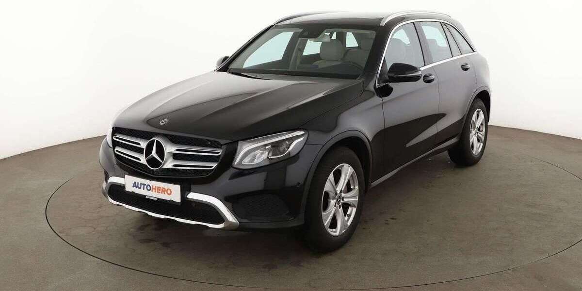 Mercedes-Benz GLC 250 39.989 km 30.500 &euro; Stuttgart 70195