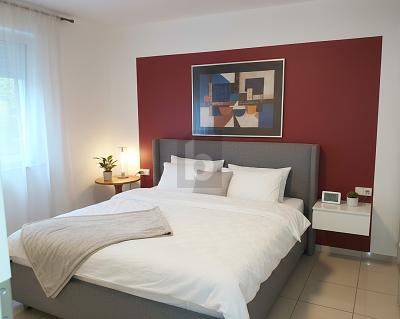 DESIGN TRIFFT AUF WOHNKOMFORT - Terrassenwohnung Sindelfingen Sindelfingen (Stadt) | Angebot:27288948