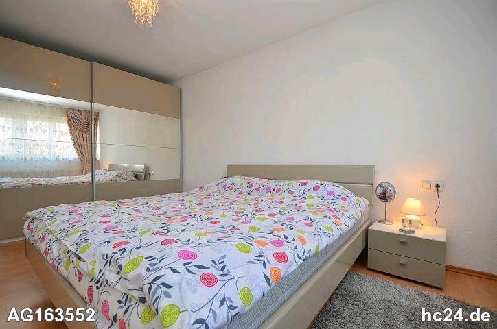 Etagenwohnung Leonberg - 3 Zimmer, 75 m&sup2;, 1.200&euro; | Angebot:26649580