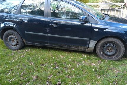 Ford Focus 280.625 km 900 &euro; Göppingen 73037