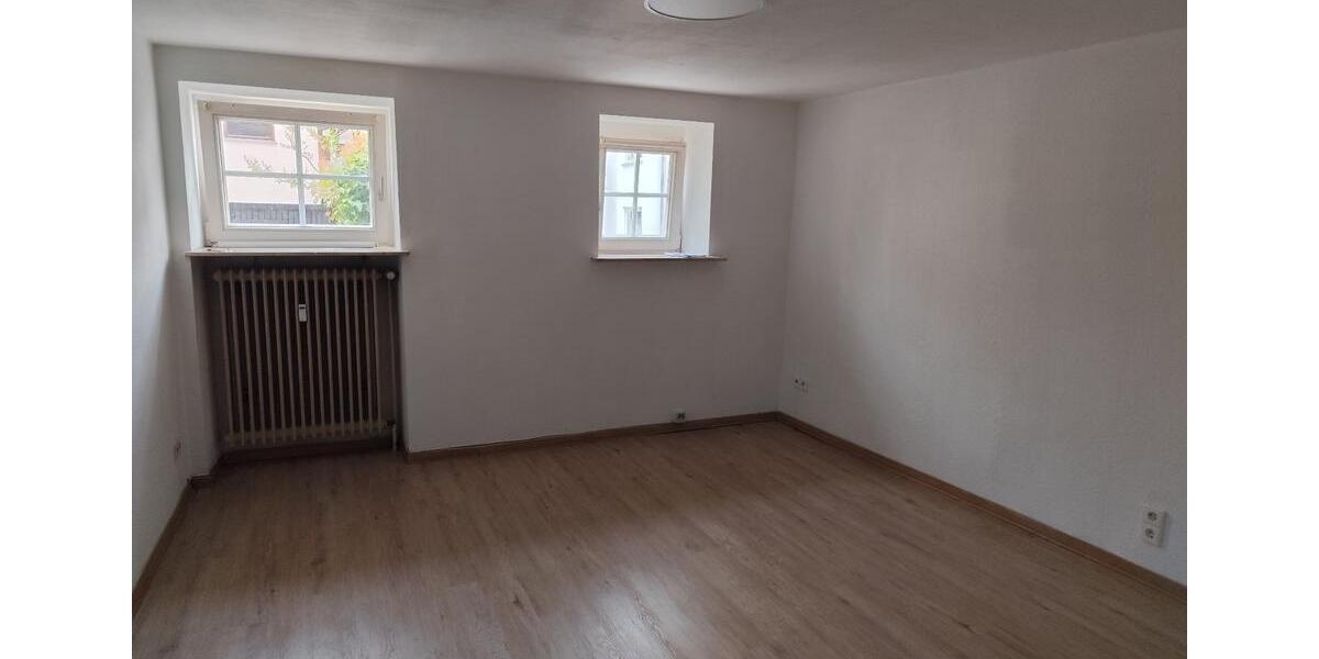 Erdgeschoßwohnung Freiberg am Neckar - 1 Zimmer, 28 m&sup2;, 89.000&euro; | Angebot:26679861