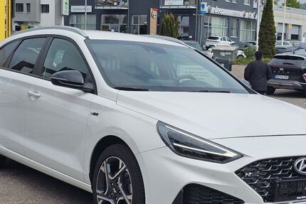 Hyundai i30 17.866 km 21.500 &euro; Leonberg 71229
