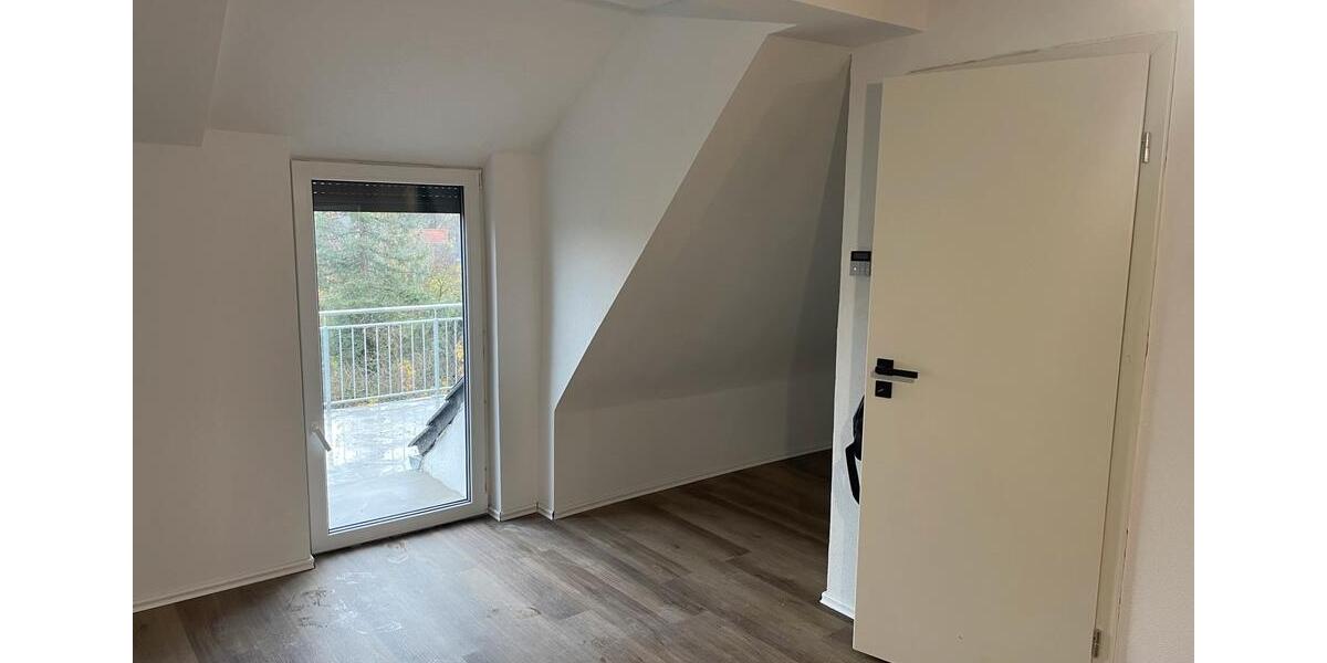 Dachgeschoßwohnung Göppingen Faurndau - 1 Zimmer, 42 m&sup2;, 850&euro; | Angebot:26639152