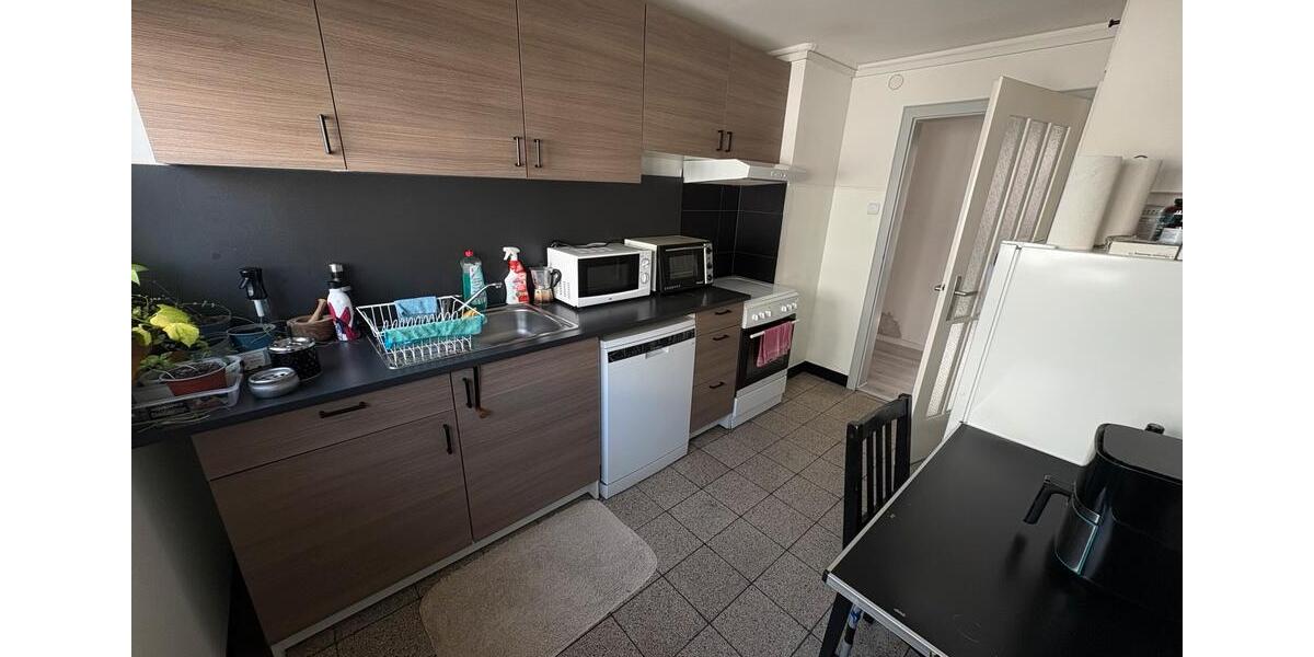 Dachgeschoßwohnung Stuttgart Luginsland - 3 Zimmer, 68 m&sup2;, 900&euro; | Angebot:25976190