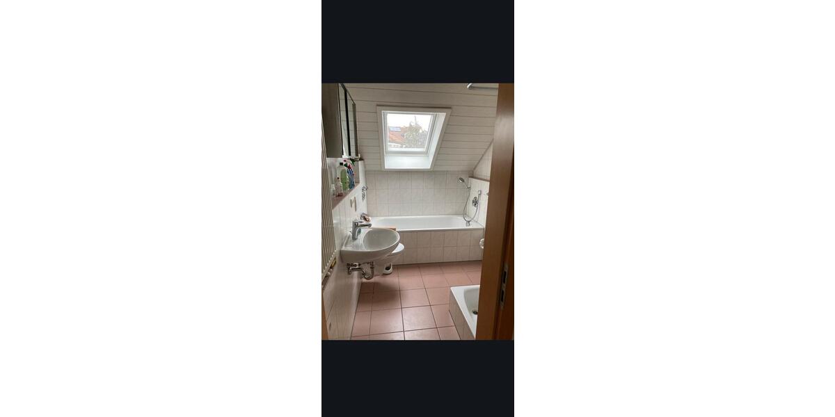 Dachgeschoßwohnung Lorch - 2 Zimmer, 60 m&sup2;, 660&euro; | Angebot:25719357