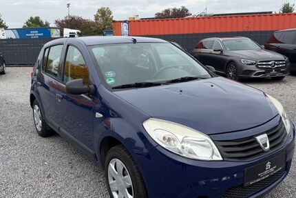 Dacia Sandero 54.000 km 3.999 &euro; Sachsenheim 74343