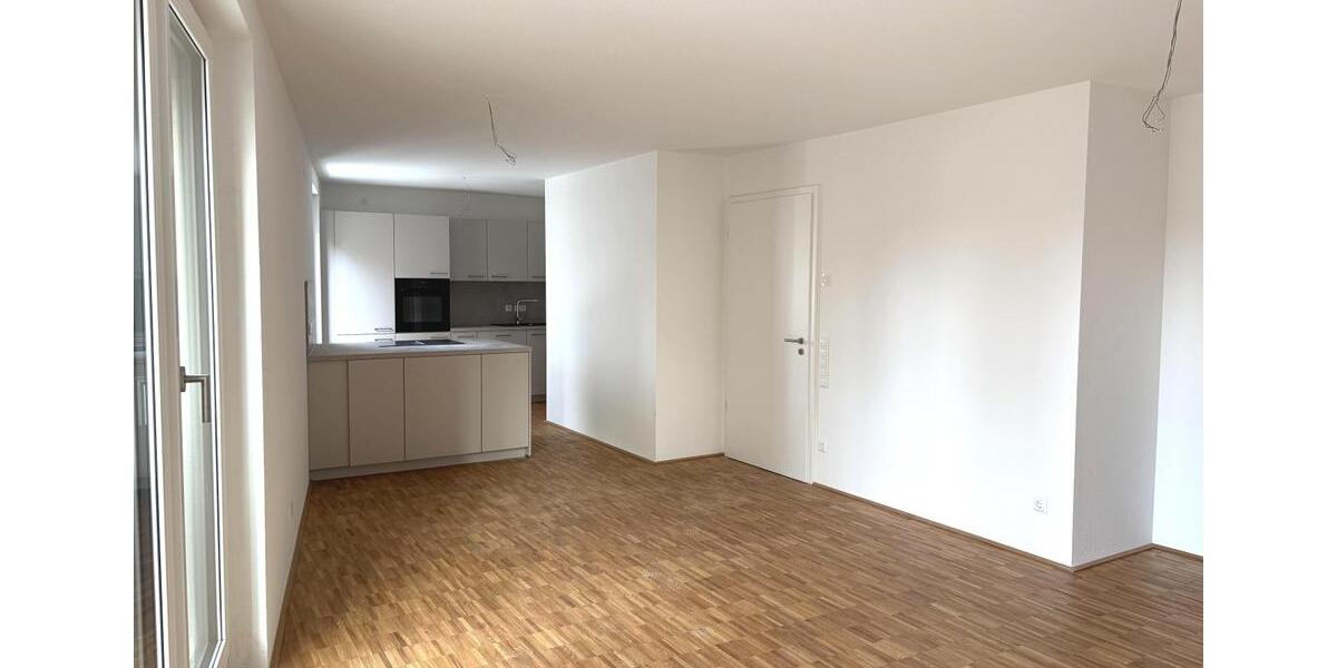 Etagenwohnung Leonberg - 3 Zimmer, 85 m&sup2;, 1.581&euro; | Angebot:23712510