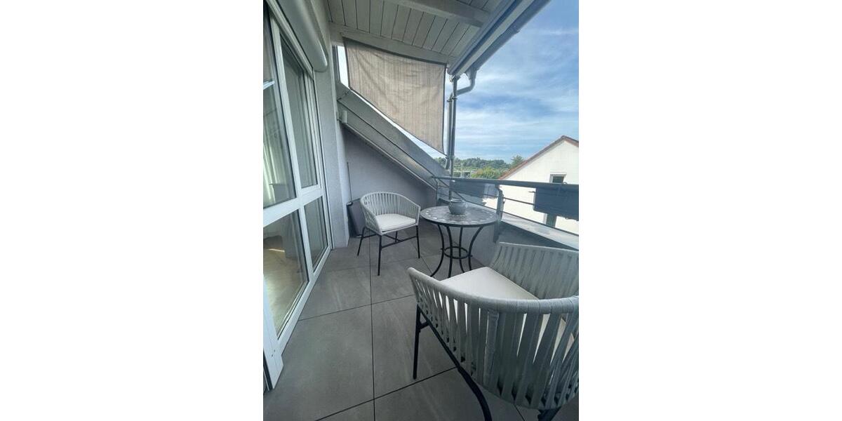 Dachgeschoßwohnung Renningen - 3.5 Zimmer, 75 m&sup2;, 375.000&euro; | Angebot:25644989