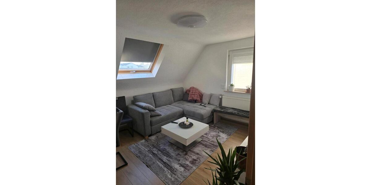 Dachgeschoßwohnung Ebersbach an der Fils - 3 Zimmer, 53 m&sup2;, 750&euro; | Angebot:25379645