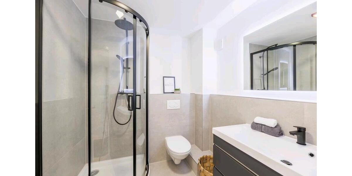 Reihenhaus Leinfelden-Echterdingen Echterdingen - 6 Zimmer, 181 m&sup2;, 3.990&euro; | Angebot:27619016