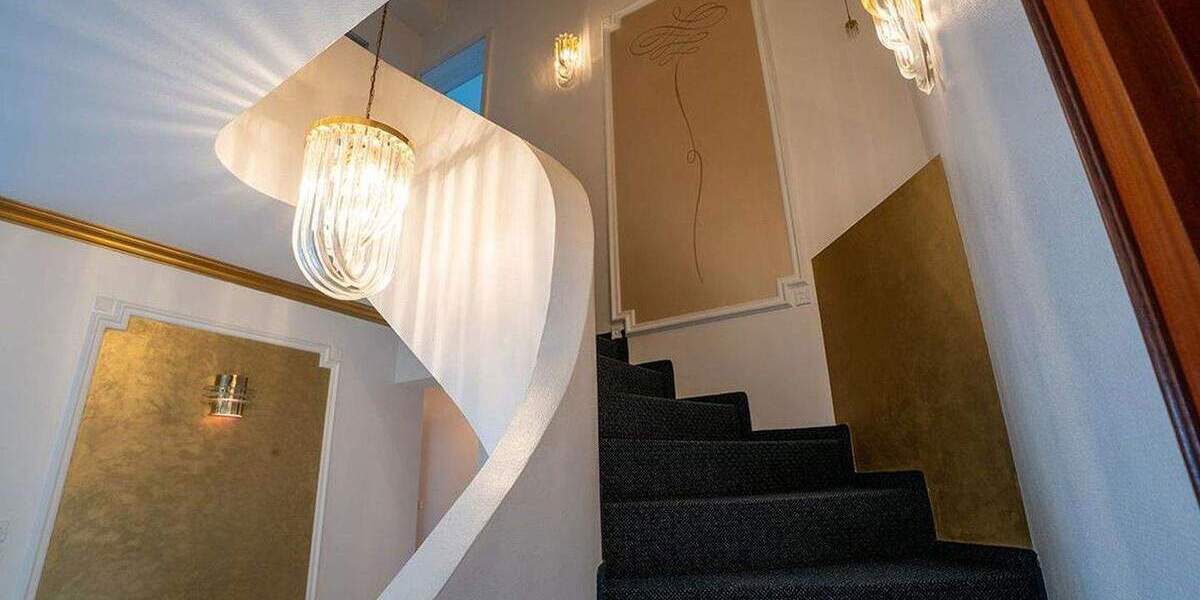 Einfamilienhaus Untergruppenbach - 9 Zimmer, 332 m&sup2;, 980.000&euro; | Angebot:25657368