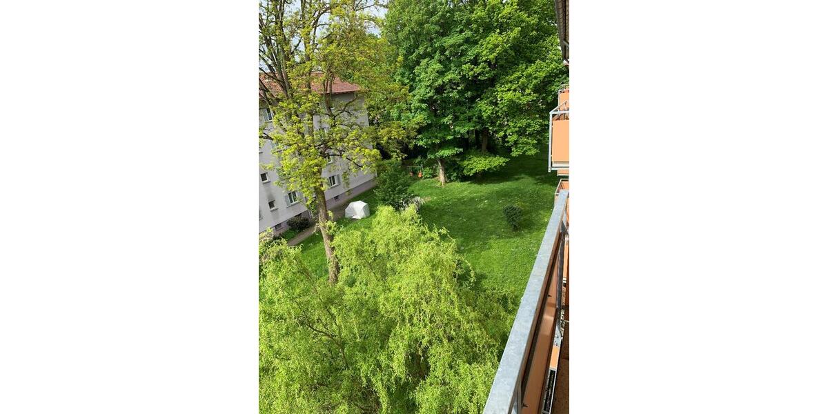 Etagenwohnung Esslingen am Neckar Pliensauvorstadt - 3 Zimmer, 67 m&sup2;, 743&euro; | Angebot:25491527