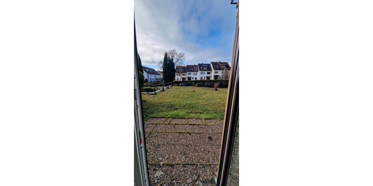 Hochparterre Stuttgart Neuwirtshaus - 2 Zimmer, 56 m&sup2;, 950&euro; | Angebot:26012917