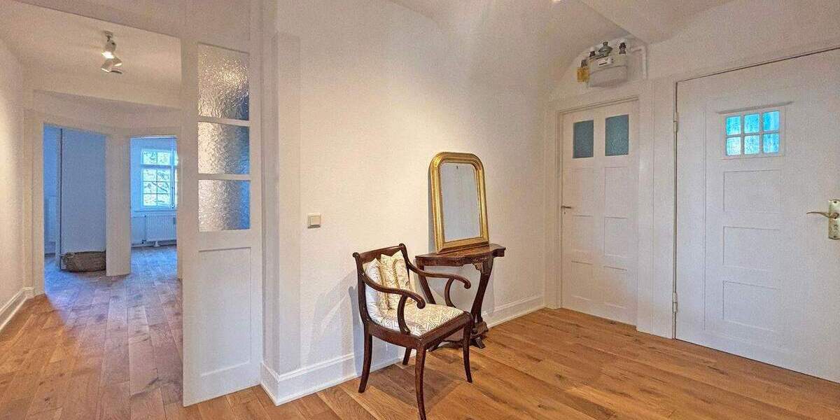 Etagenwohnung Stuttgart Sonnenberg - 4 Zimmer, 108 m&sup2;, 2.150&euro; | Angebot:25704687