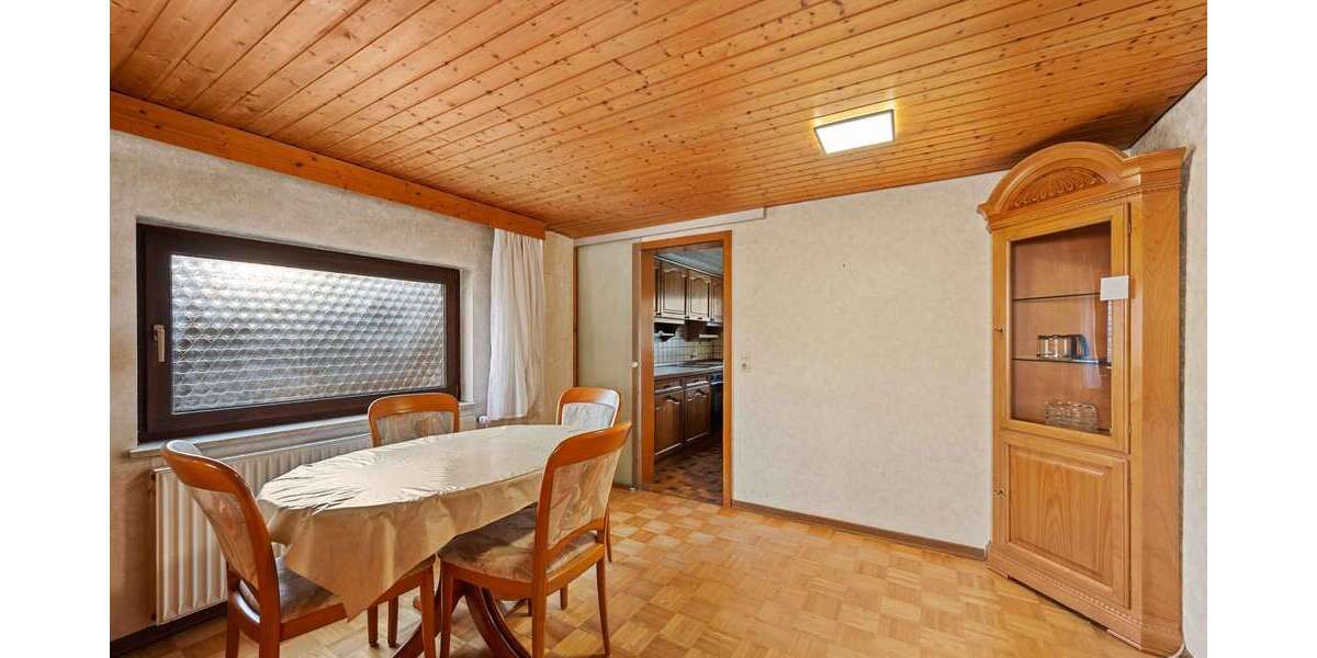 Einfamilienhaus Markgröningen - 3 Zimmer, 92 m&sup2;, 230.000&euro; | Angebot:23163823