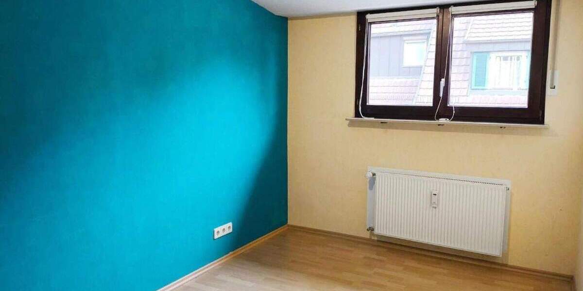 Etagenwohnung Schorndorf - 3 Zimmer, 80 m&sup2;, 260.000&euro; | Angebot:25707766