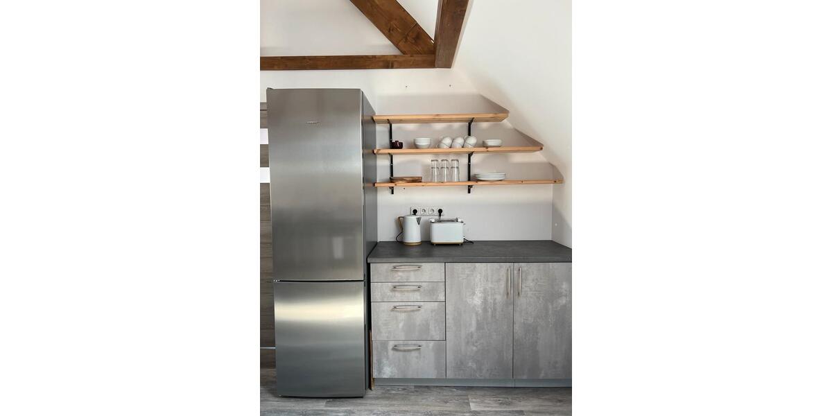 Dachgeschoßwohnung Esslingen am Neckar Brühl - 2 Zimmer, 60 m&sup2;, 1.300&euro; | Angebot:24769326