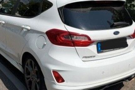 Ford Fiesta 49.500 km 11.990 &euro; Esslingen 73732