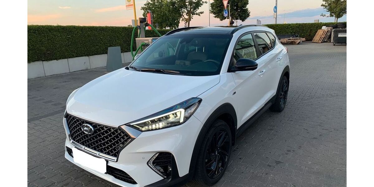 Hyundai TUCSON 111.000 km 19.700 &euro; Stuttgart 70599