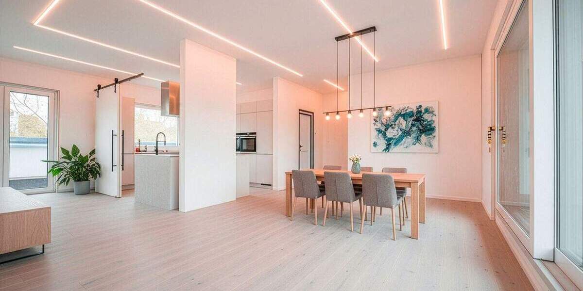 Mehrfamilienhaus, Wohnhaus Ludwigsburg Mitte - 8 Zimmer, 229 m&sup2;, 995.000&euro; | Angebot:25697943