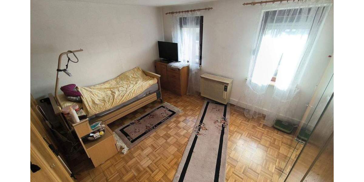 Doppelhaushälfte Remshalden Geradstetten - 6 Zimmer, 141 m&sup2;, 439.000&euro; | Angebot:25654172