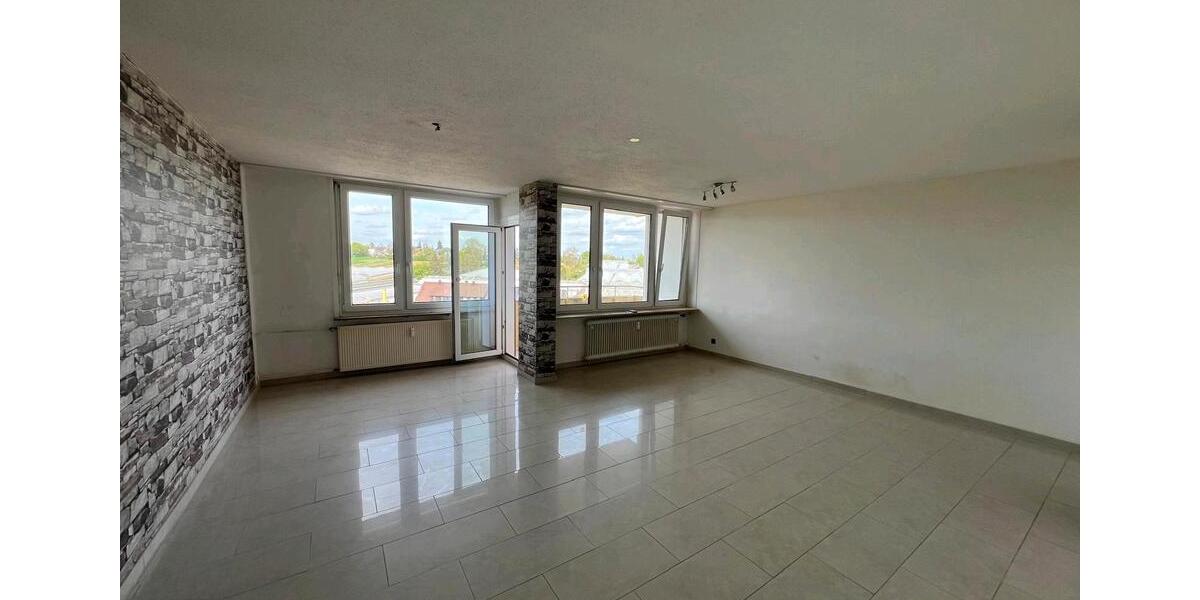 Etagenwohnung Ludwigsburg - 3 Zimmer, 72 m&sup2;, 1.100&euro; | Angebot:25906979