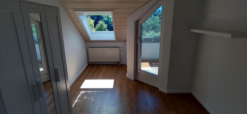 Dachgeschoßwohnung Stuttgart Fasanenhof-Ost - 3 Zimmer, 76 m&sup2;, 359.000&euro; | Angebot:26416733