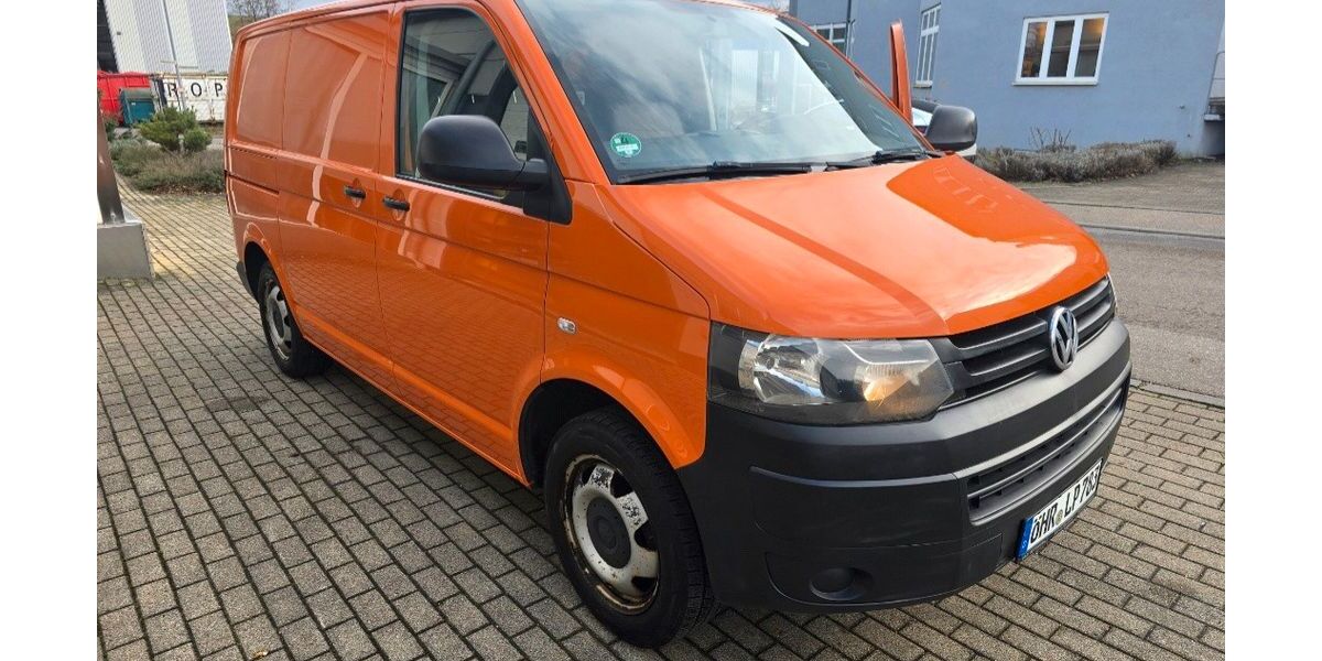 VW T5 Transporter 273.000 km 6.500 &euro; Untergrupenbach 74199