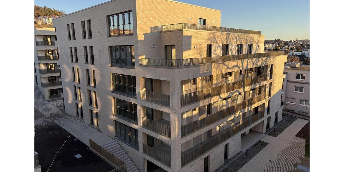 Etagenwohnung Leonberg - 4 Zimmer, 105 m&sup2;, 1.898&euro; | Angebot:23644761