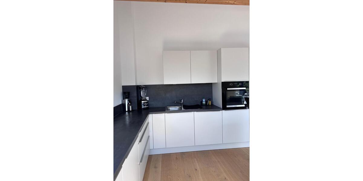 Dachgeschoßwohnung Leonberg - 3 Zimmer, 95 m&sup2;, 610.000&euro; | Angebot:26987256