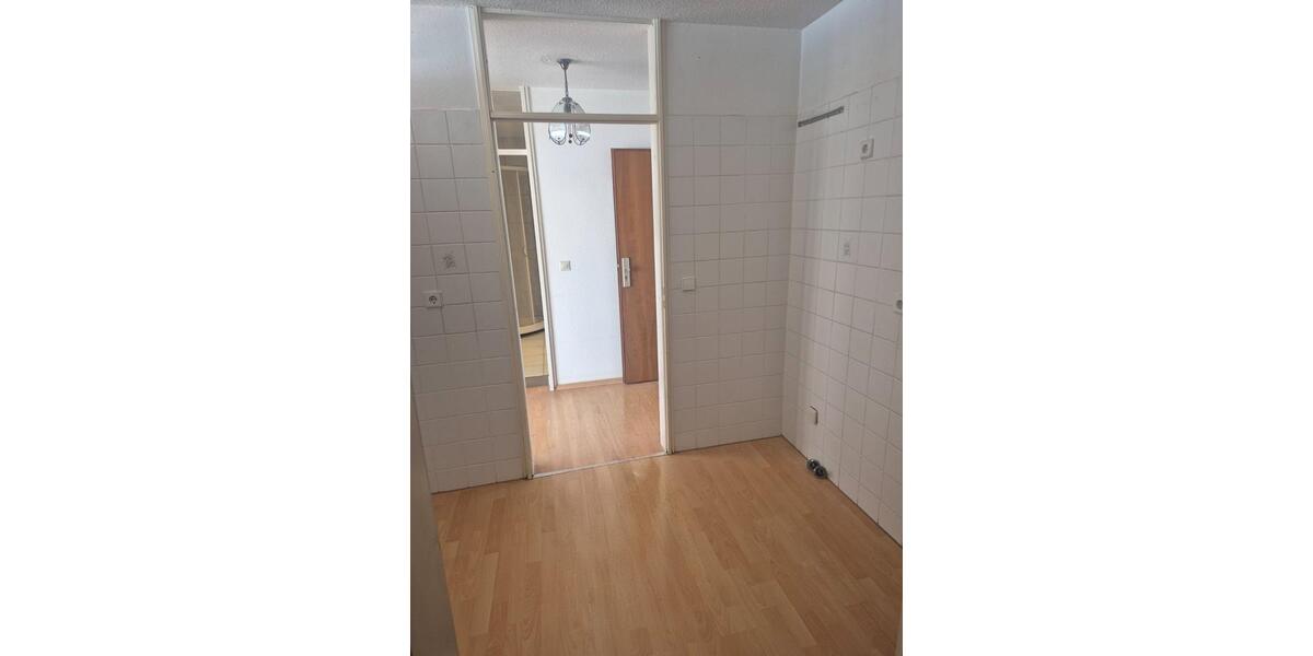 Etagenwohnung Leonberg - 1.5 Zimmer, 48 m&sup2;, 189.000&euro; | Angebot:25907056