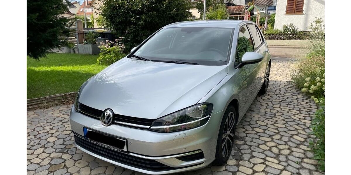 VW Golf 56.000 km 15.100 &euro; Stuttgart 70197