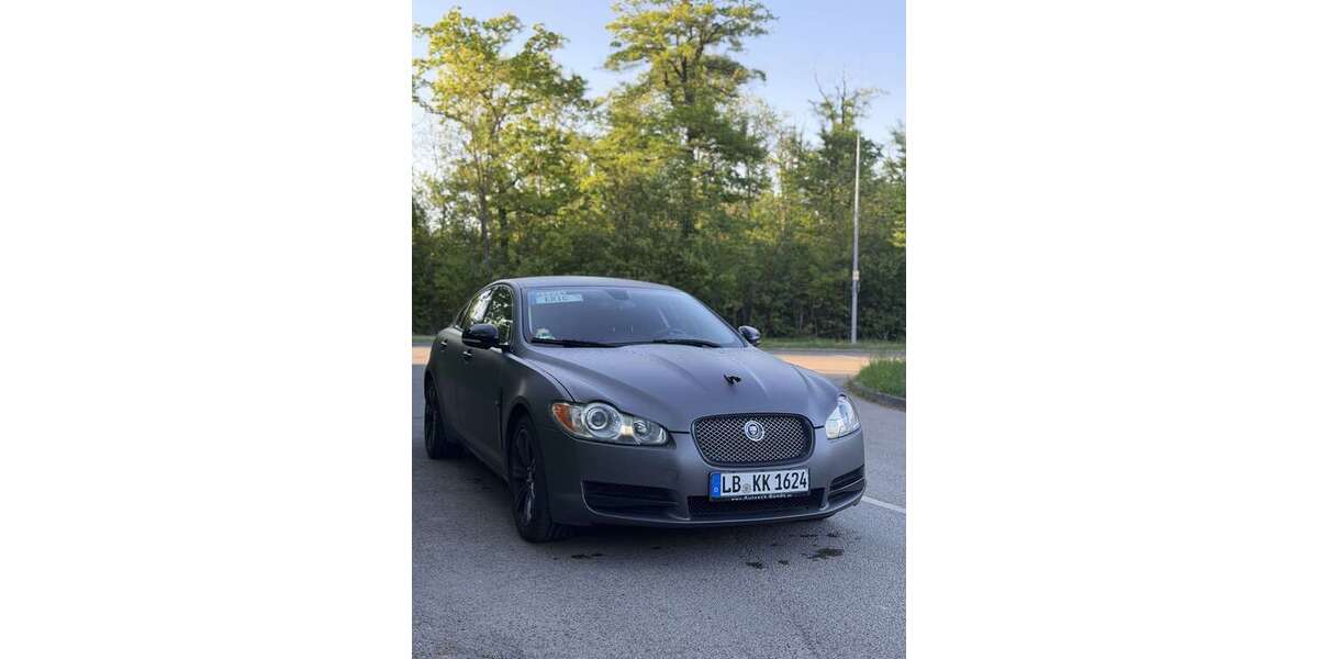 Jaguar XF 165.433 km 9.000 &euro; Asperg 71679