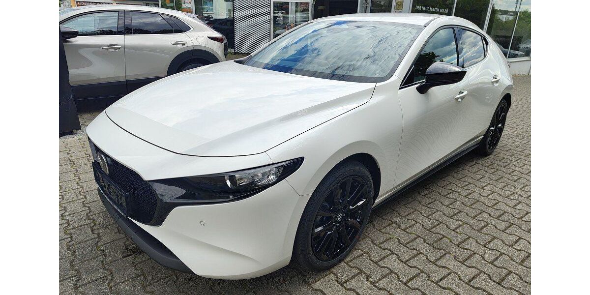 Mazda 3 2.382 km 27.490 &euro; Vaihingen 71665