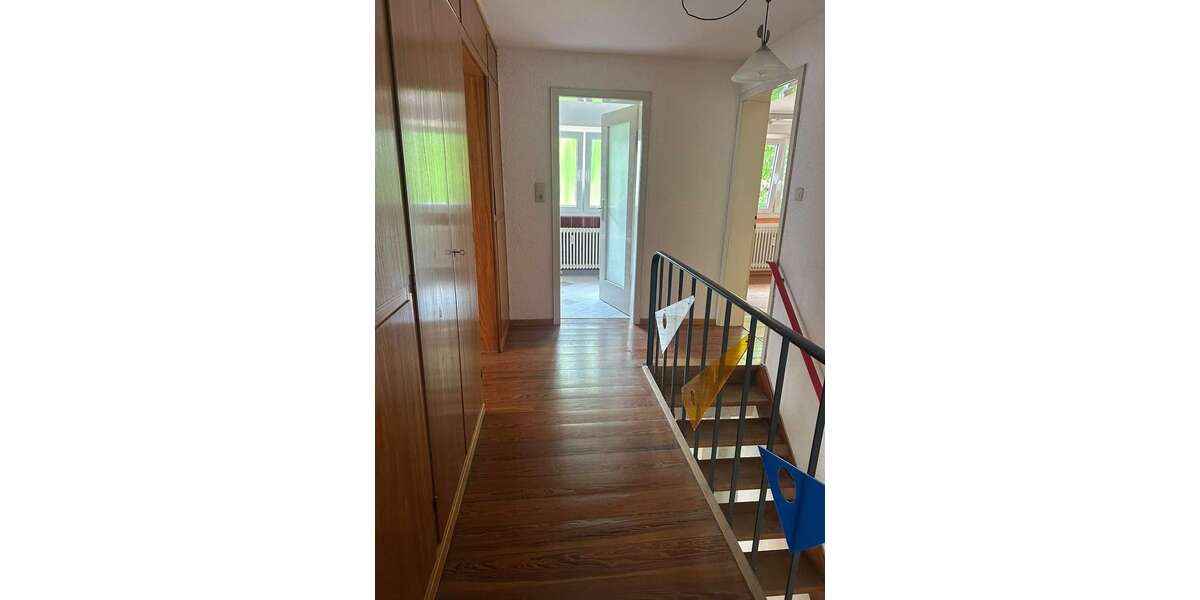 Einfamilienhaus Ebersbach - 5.5 Zimmer, 175 m&sup2;, 1.300&euro; | Angebot:27336548