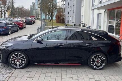 Kia pro ceed / ProCeed 88.000 km 21.400 &euro; Waiblingen 71334