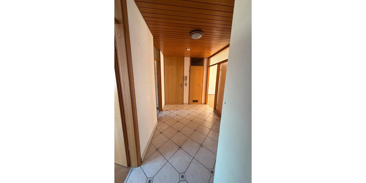 Etagenwohnung Stuttgart Mühlhausen - 3 Zimmer, 74 m&sup2;, 339.000&euro; | Angebot:25717283