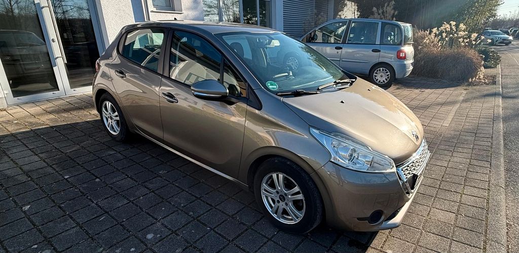 Peugeot 208 206.000 km 2.799 &euro; Remseck am Neckar 71686