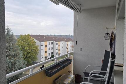 Wohnung Ludwigsburg Hoheneck - 4 Zimmer, 91 m&sup2;, 1.775&euro; | Angebot:27603040