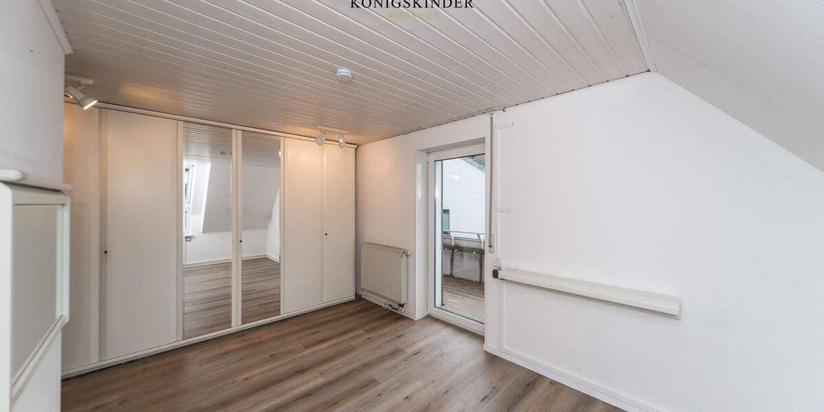 Einfamilienhaus Ludwigsburg Oßweil - 6 Zimmer, 151 m&sup2;, 449.000&euro; | Angebot:25669333
