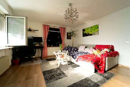 Wohnung Vaihingen an der Enz - 3.5 Zimmer, 79 m&sup2;, 1.000&euro; | Angebot:27607982