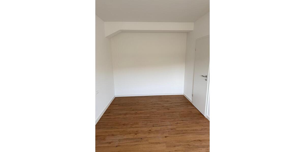 Etagenwohnung Kirchheim am Neckar - 2 Zimmer, 49 m&sup2;, 820&euro; | Angebot:26035396