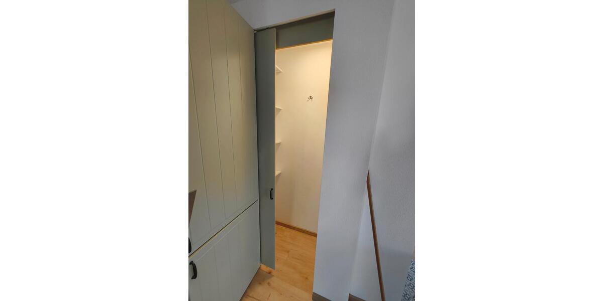 Doppelhaushälfte Schorndorf - 7.5 Zimmer, 182 m&sup2;, 2.550&euro; | Angebot:26463065