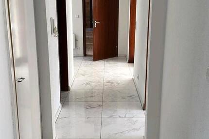 Wohnung Wendlingen am Neckar - 4 Zimmer, 120 m&sup2;, 2.050&euro; | Angebot:26012946