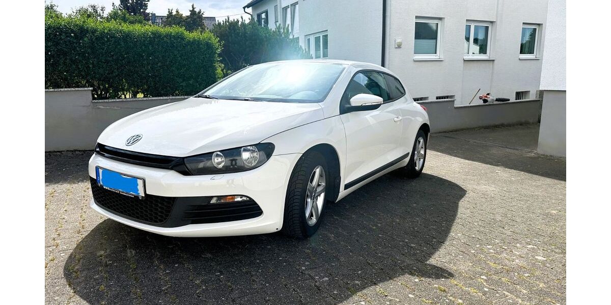 VW Scirocco 128.000 km 7.399 &euro; Leinfelden-Echterdingen 70771