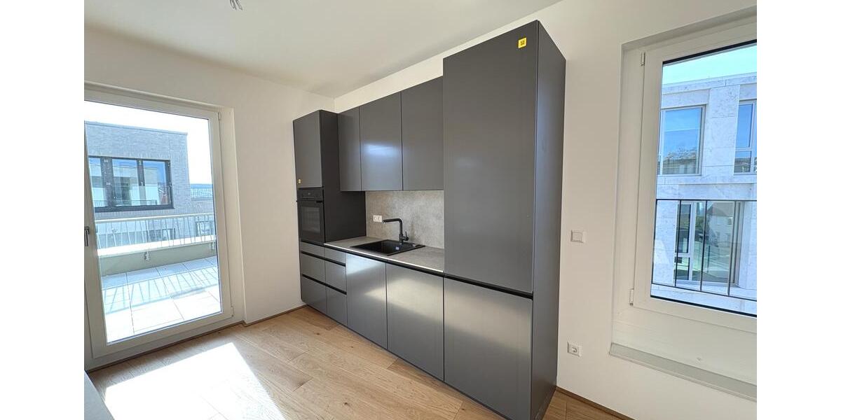 Dachgeschoßwohnung Leonberg - 4 Zimmer, 121 m&sup2;, 2.484&euro; | Angebot:23712507