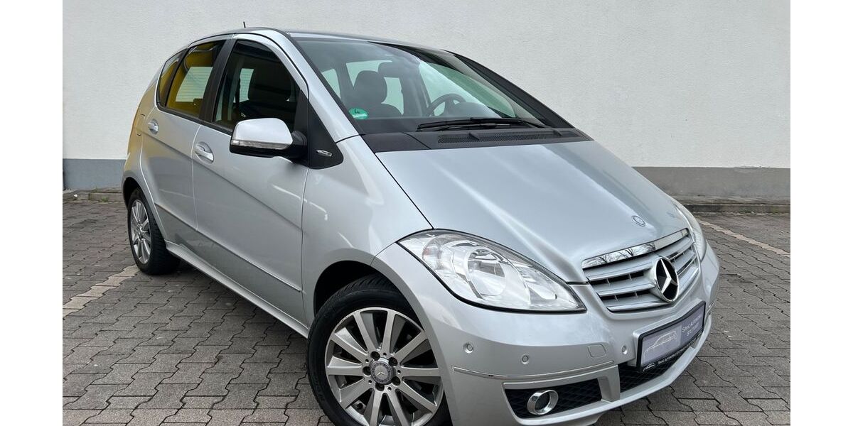 Mercedes-Benz A 180 138.750 km 6.490 &euro; Stuttgart 70378