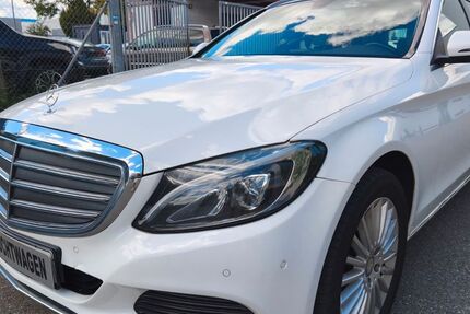 Mercedes-Benz C 250 215.743 km 10.999 &euro; Stuttgart 70329