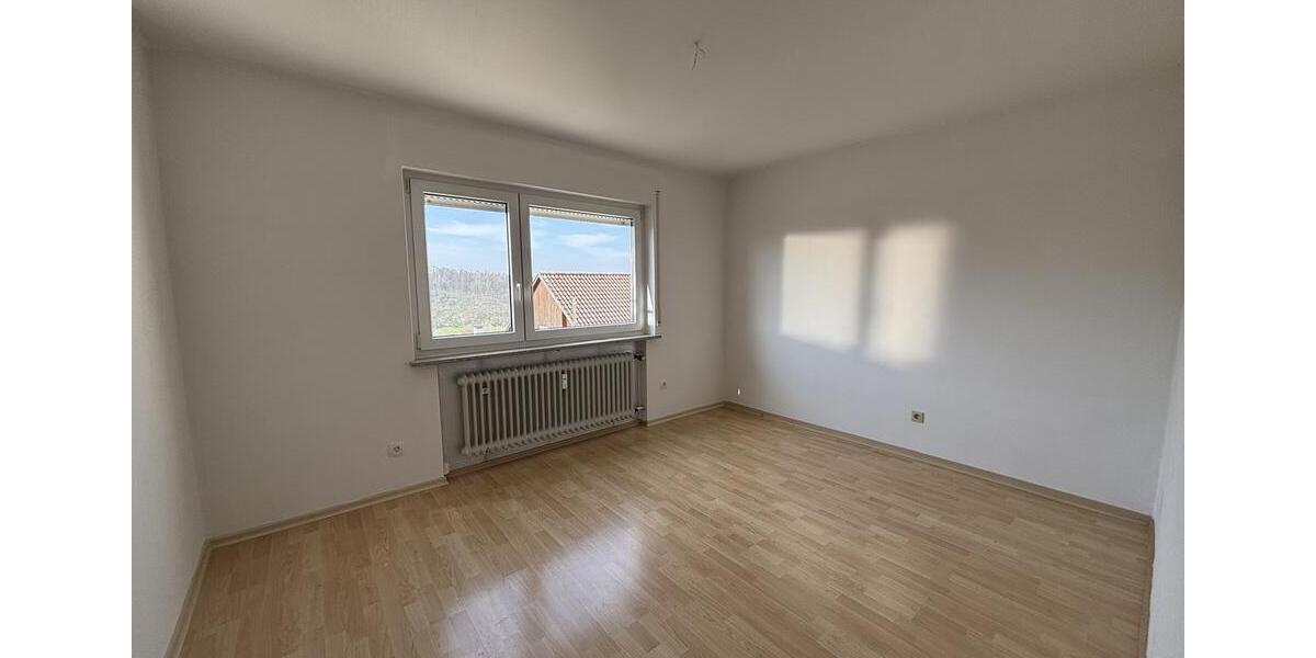 Etagenwohnung Ludwigsburg Hoheneck - 3 Zimmer, 79 m&sup2;, 790&euro; | Angebot:25852518
